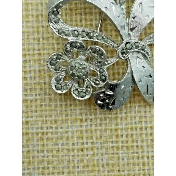 Vintage Brooch Sphinx Marcasite Flower Bouquet - Picture 9 of 9